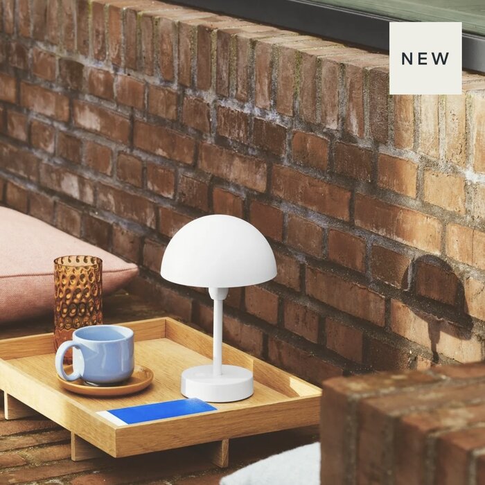 Lysa - Rechargeable Outdoor Lights - White