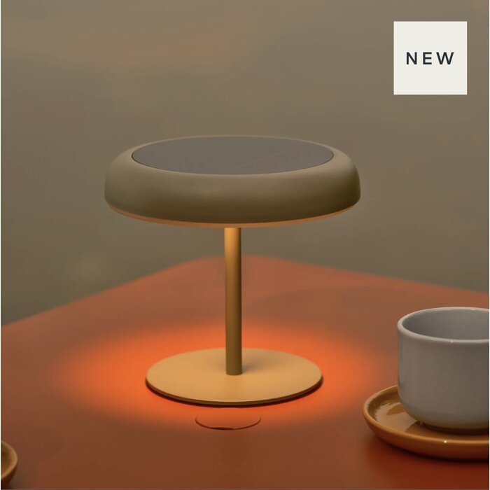 Saelvig - Solar Rechargeable Outdoor Lights - Green